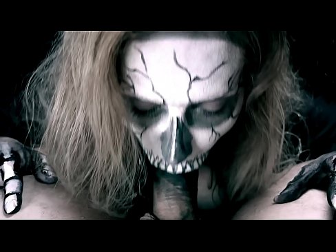 ❤️ Demoniska meitene sūc locekli ar savu melno muti un norij spermu. ️ Porno pie mums lv.analpics.ru ﹏